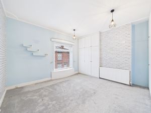 Photo 5- click for photo gallery